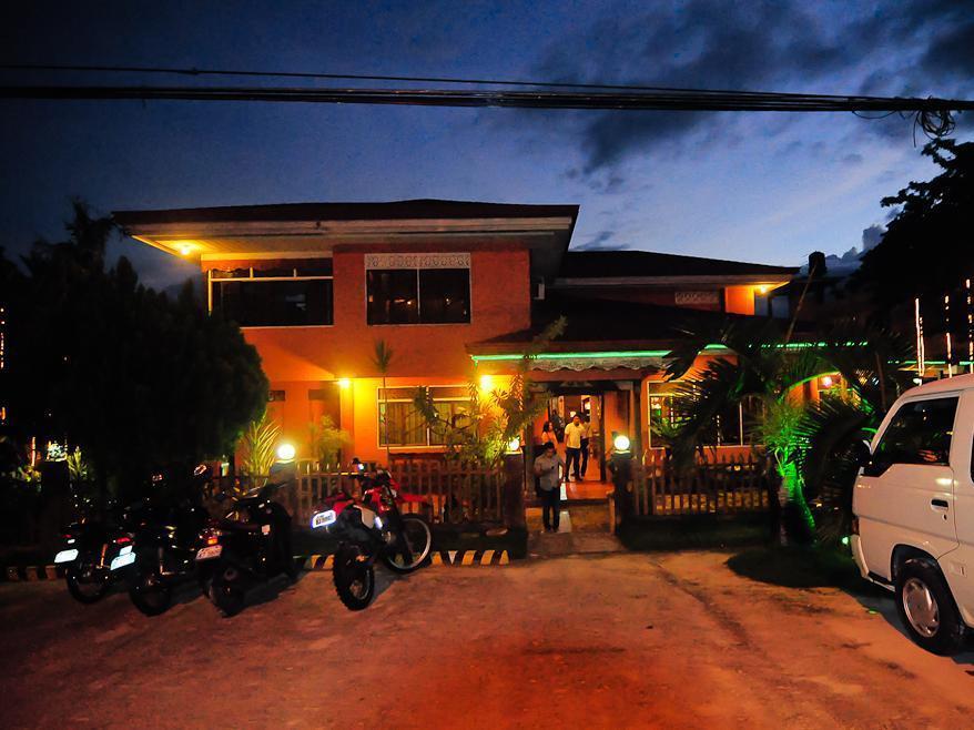 The Royal Coast Tourist Inn Panglao City Exterior foto