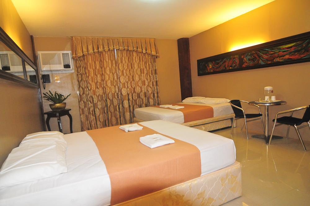 The Royal Coast Tourist Inn Panglao City Exterior foto