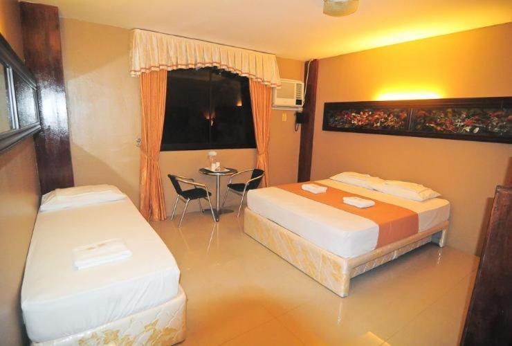 The Royal Coast Tourist Inn Panglao City Exterior foto